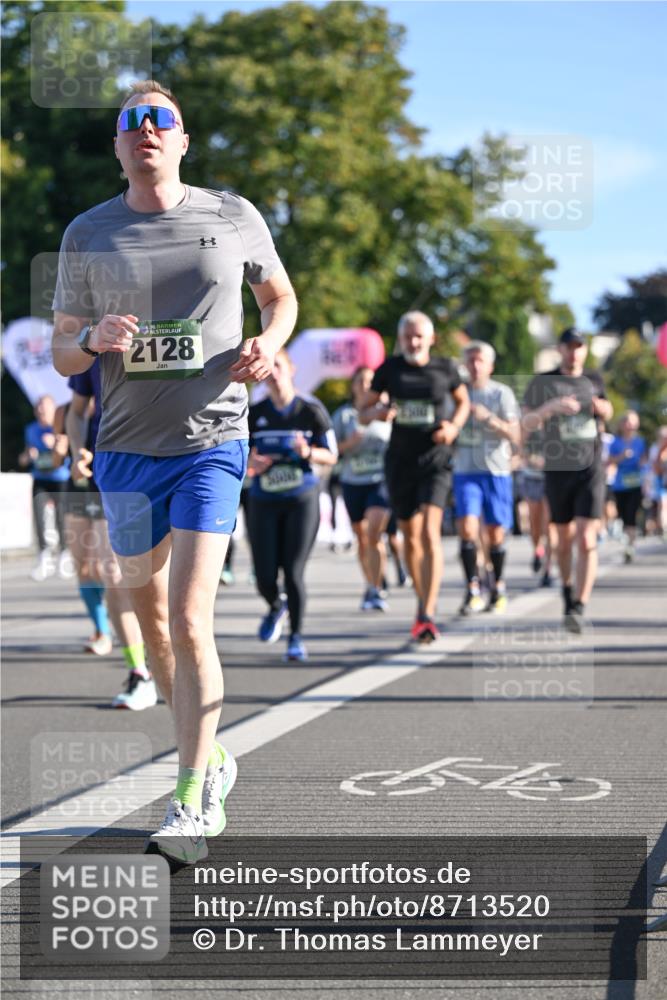 07.09.2025 - BARMER Alsterlauf Dr. Thomas Lammeyer http://msf.ph/oto/8713520 07.09.2025 09:45:11 Laufen 436, 2128 meine-sportfotos.de