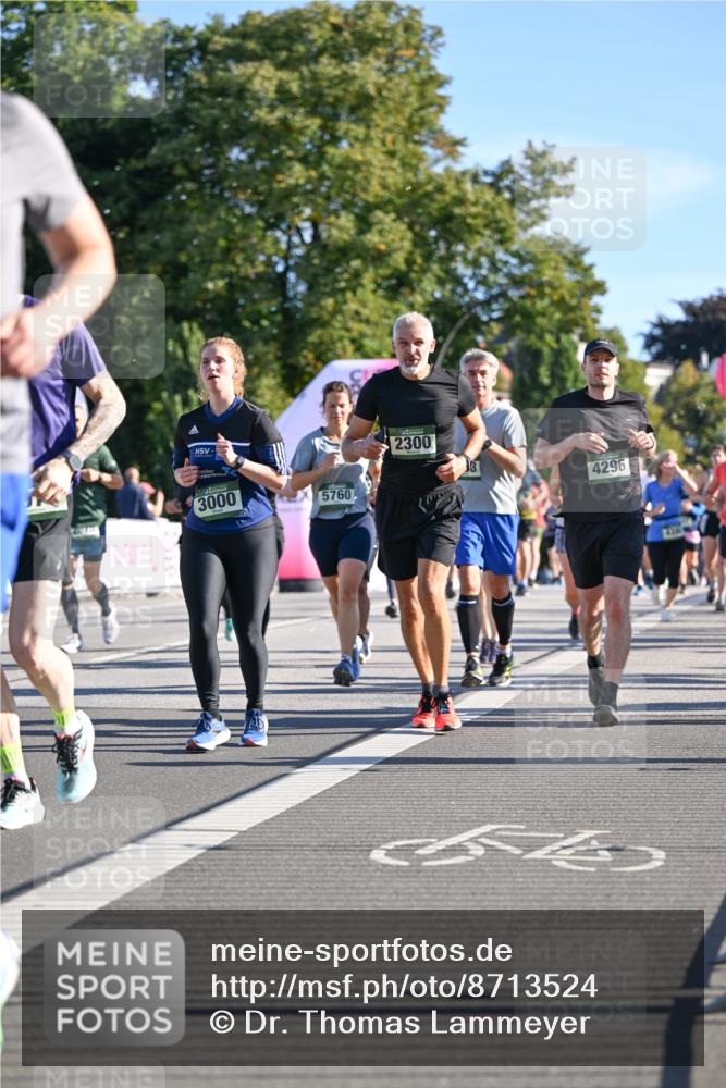 07.09.2025 - BARMER Alsterlauf Dr. Thomas Lammeyer http://msf.ph/oto/8713524 07.09.2025 09:45:12 Laufen 207, 3000, 5760, 2300, 4296, 43 meine-sportfotos.de