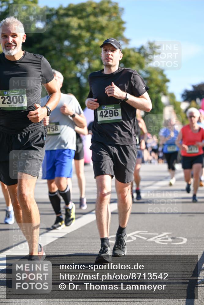 07.09.2025 - BARMER Alsterlauf Dr. Thomas Lammeyer http://msf.ph/oto/8713542 07.09.2025 09:45:15 Laufen 36, 2300, 758, 4296 meine-sportfotos.de