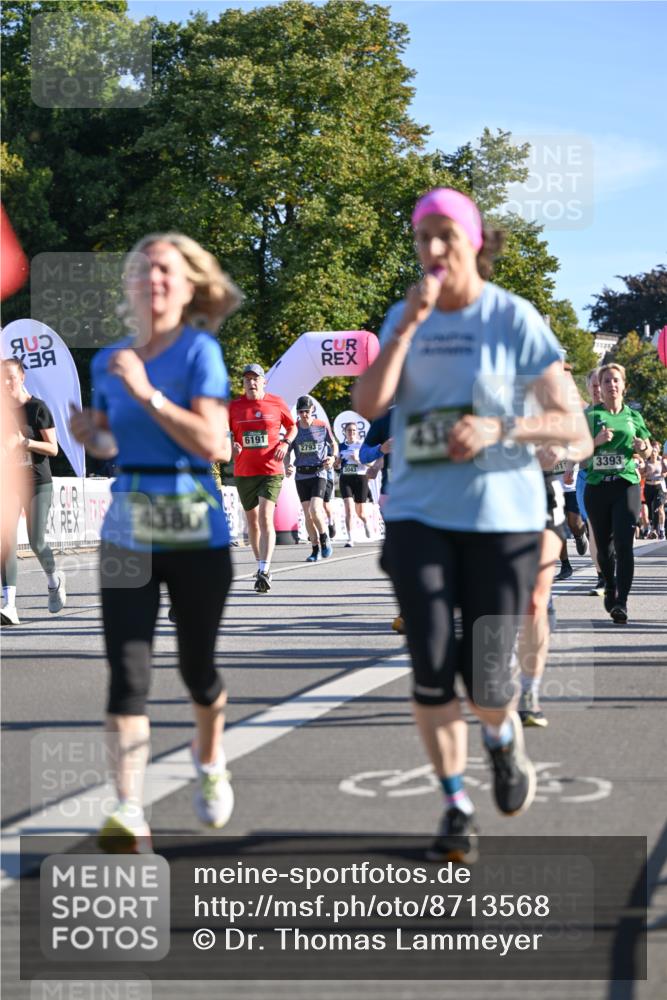 07.09.2025 - BARMER Alsterlauf Dr. Thomas Lammeyer http://msf.ph/oto/8713568 07.09.2025 09:45:19 Laufen 4380, 6191, 2793, 3043, 81, 3393 meine-sportfotos.de