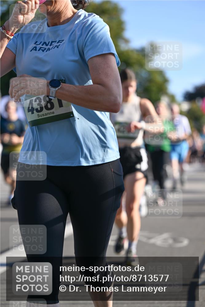 07.09.2025 - BARMER Alsterlauf Dr. Thomas Lammeyer http://msf.ph/oto/8713577 07.09.2025 09:45:21 Laufen 438 meine-sportfotos.de
