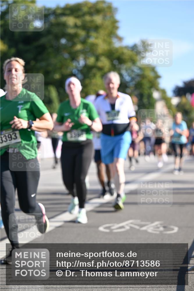 07.09.2025 - BARMER Alsterlauf Dr. Thomas Lammeyer http://msf.ph/oto/8713586 07.09.2025 09:45:23 Laufen 3393 meine-sportfotos.de