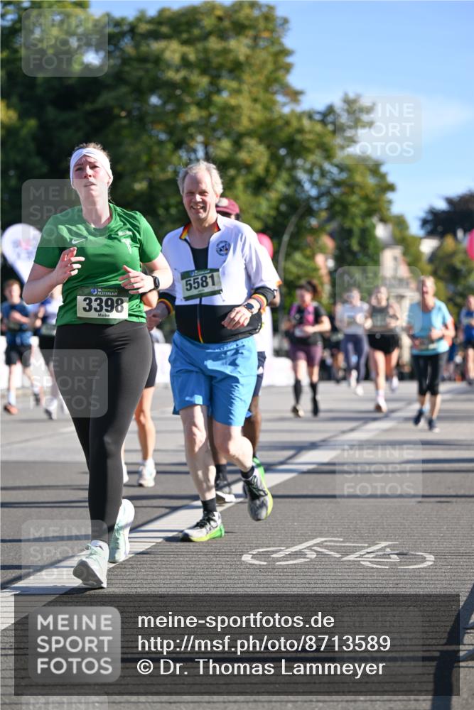 07.09.2025 - BARMER Alsterlauf Dr. Thomas Lammeyer http://msf.ph/oto/8713589 07.09.2025 09:45:24 Laufen 36, 3398, 5581 meine-sportfotos.de