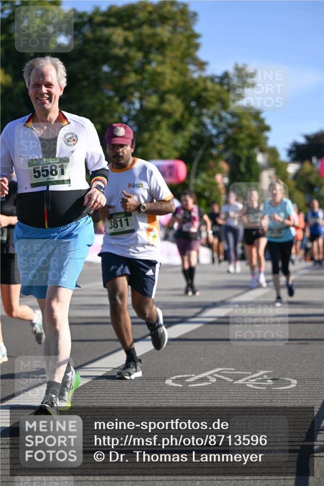 07.09.2025 - BARMER Alsterlauf Dr. Thomas Lammeyer http://msf.ph/oto/8713596 07.09.2025 09:45:25 Laufen 36, 5581, 3811 meine-sportfotos.de