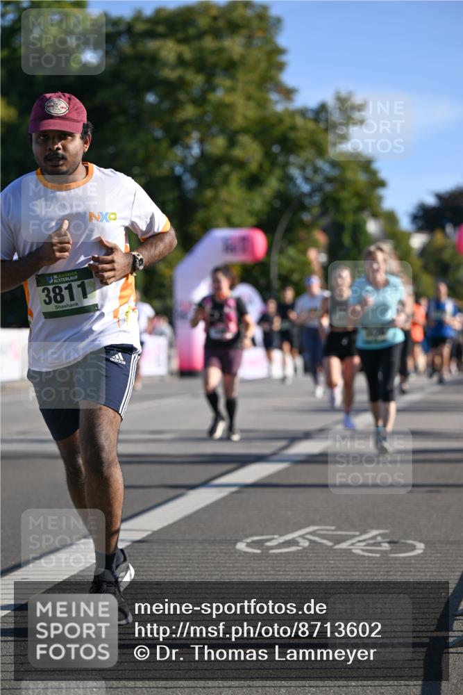 07.09.2025 - BARMER Alsterlauf Dr. Thomas Lammeyer http://msf.ph/oto/8713602 07.09.2025 09:45:26 Laufen 36, 3811 meine-sportfotos.de