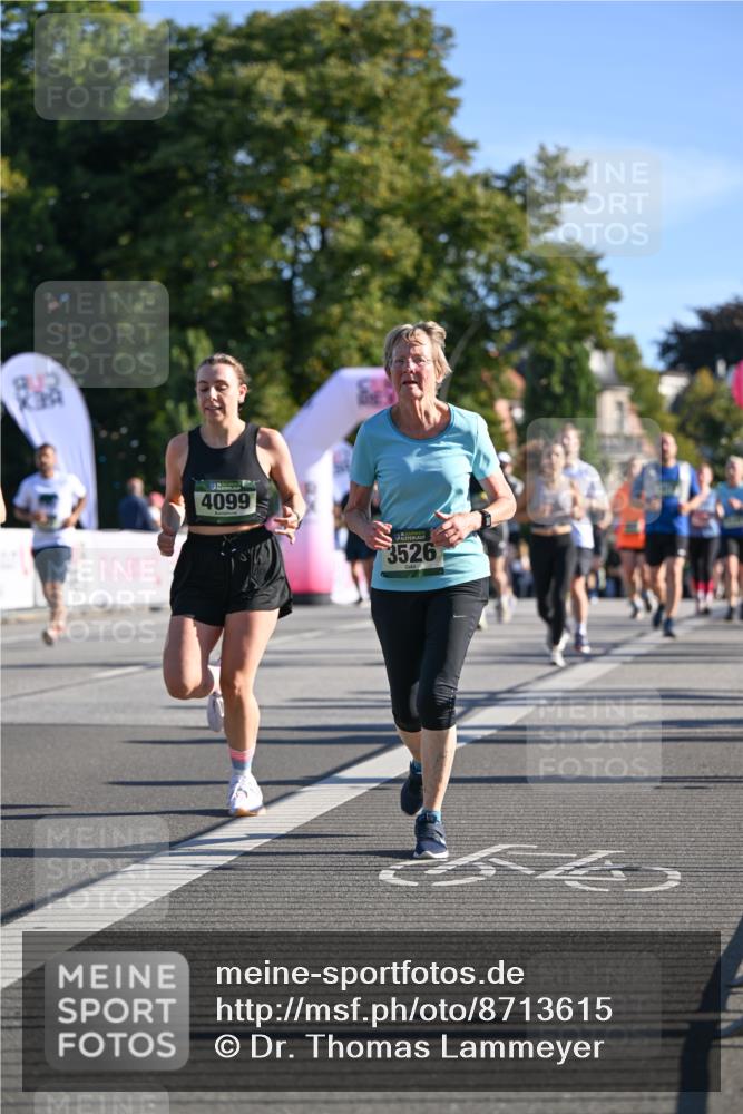 07.09.2025 - BARMER Alsterlauf Dr. Thomas Lammeyer http://msf.ph/oto/8713615 07.09.2025 09:45:28 Laufen 4099, 3526 meine-sportfotos.de