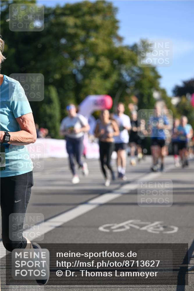 07.09.2025 - BARMER Alsterlauf Dr. Thomas Lammeyer http://msf.ph/oto/8713627 07.09.2025 09:45:29 Laufen  meine-sportfotos.de