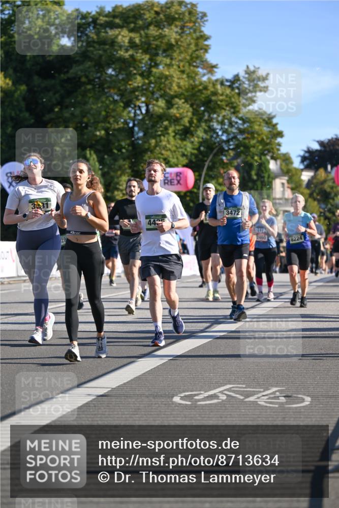 07.09.2025 - BARMER Alsterlauf Dr. Thomas Lammeyer http://msf.ph/oto/8713634 07.09.2025 09:45:31 Laufen 331, 4425, 3472, 2460, 8224 meine-sportfotos.de