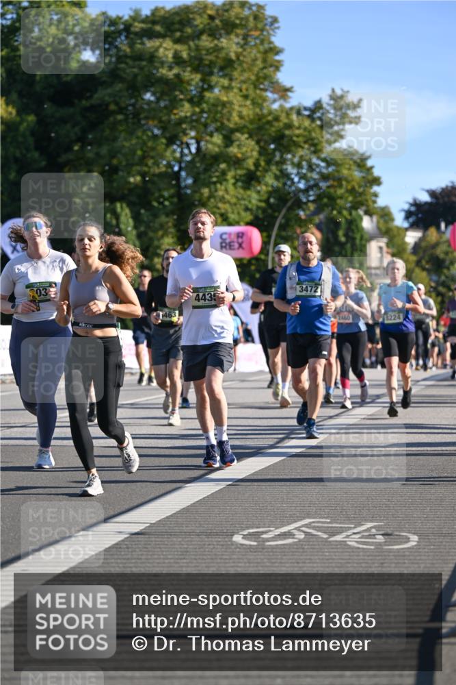 07.09.2025 - BARMER Alsterlauf Dr. Thomas Lammeyer http://msf.ph/oto/8713635 07.09.2025 09:45:31 Laufen 03, 4435, 3472, 2460, 8224 meine-sportfotos.de