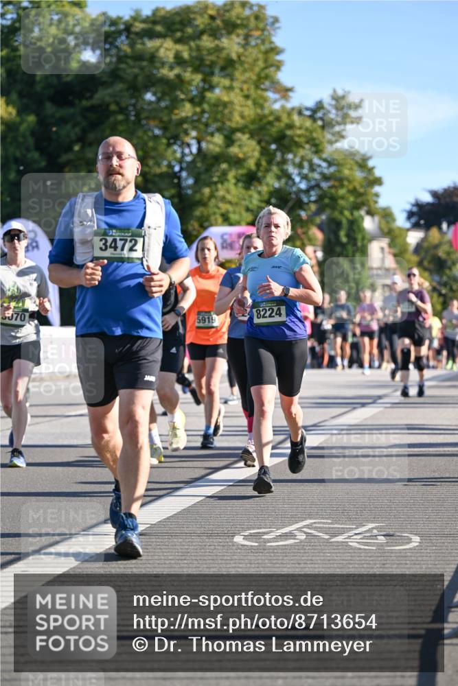 07.09.2025 - BARMER Alsterlauf Dr. Thomas Lammeyer http://msf.ph/oto/8713654 07.09.2025 09:45:34 Laufen 970, 3472, 5919, 8224 meine-sportfotos.de