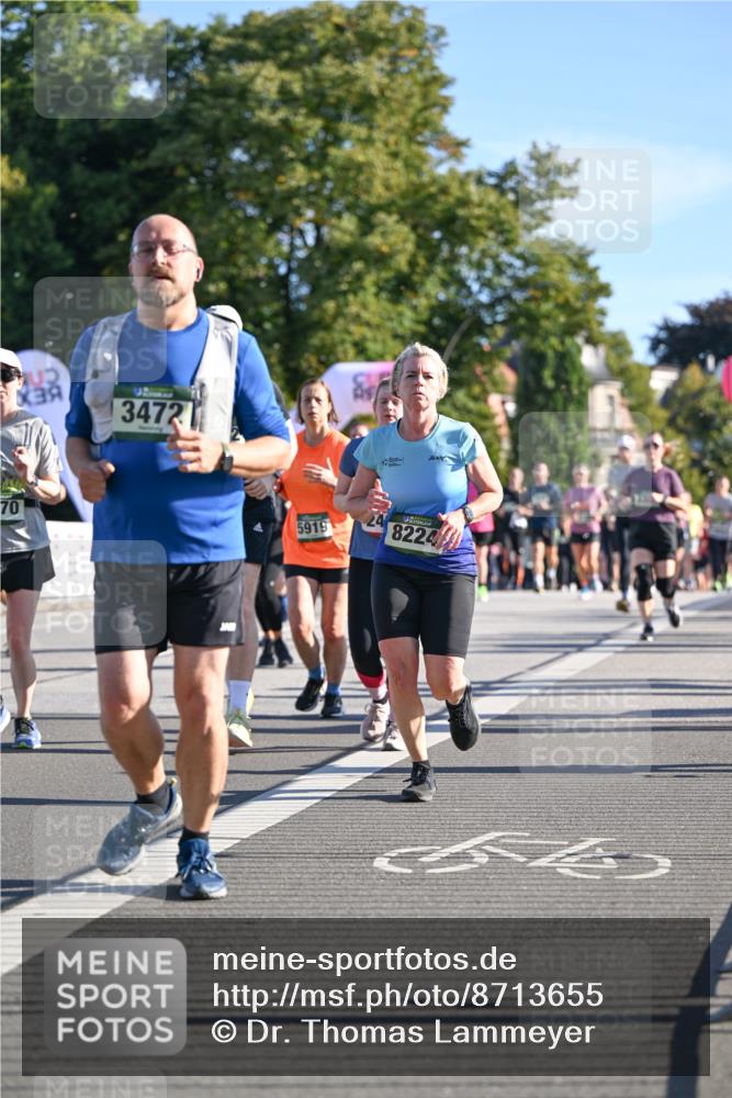 07.09.2025 - BARMER Alsterlauf Dr. Thomas Lammeyer http://msf.ph/oto/8713655 07.09.2025 09:45:34 Laufen 3472, 70, 1001, 5919, 8224 meine-sportfotos.de