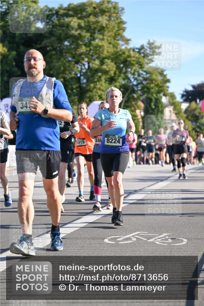 07.09.2025 - BARMER Alsterlauf Dr. Thomas Lammeyer http://msf.ph/oto/8713656 07.09.2025 09:45:34 Laufen 34, 12, 5919, 246, 8224 meine-sportfotos.de