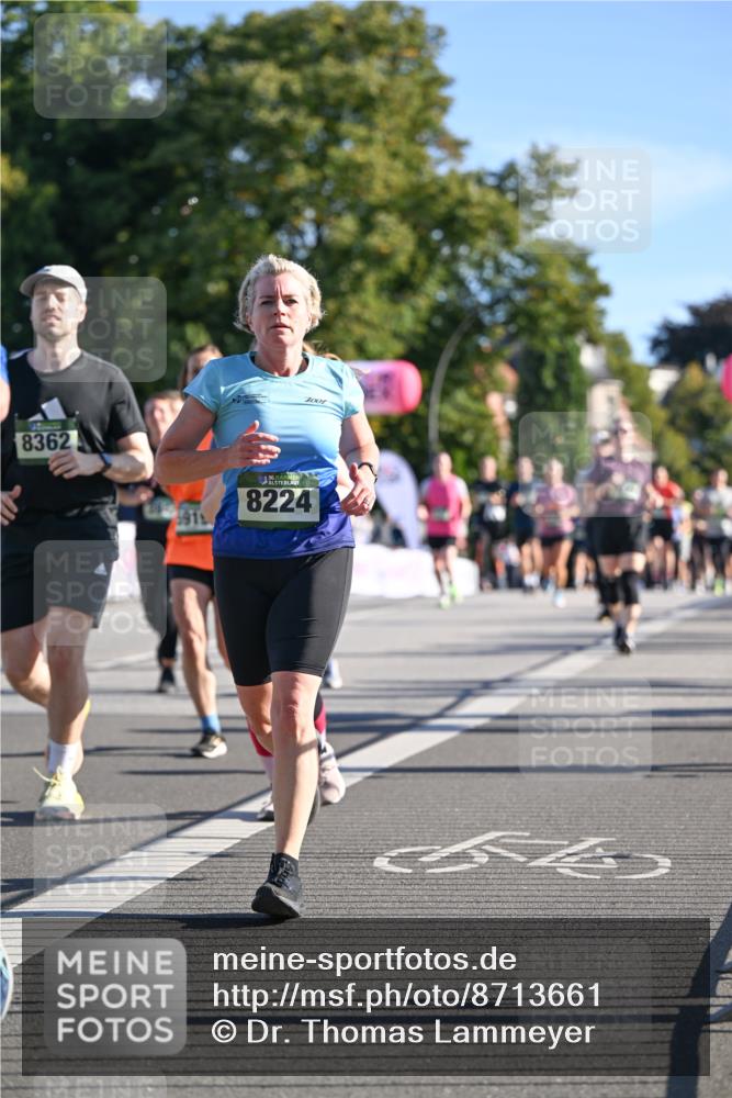 07.09.2025 - BARMER Alsterlauf Dr. Thomas Lammeyer http://msf.ph/oto/8713661 07.09.2025 09:45:35 Laufen 8362, 911, 8224 meine-sportfotos.de