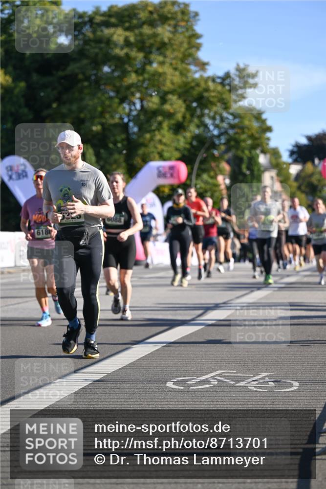 07.09.2025 - BARMER Alsterlauf Dr. Thomas Lammeyer http://msf.ph/oto/8713701 07.09.2025 09:45:42 Laufen 618, 6088 meine-sportfotos.de