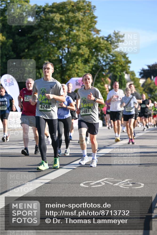 07.09.2025 - BARMER Alsterlauf Dr. Thomas Lammeyer http://msf.ph/oto/8713732 07.09.2025 09:45:46 Laufen 3784, 231, 4748, 3481 meine-sportfotos.de