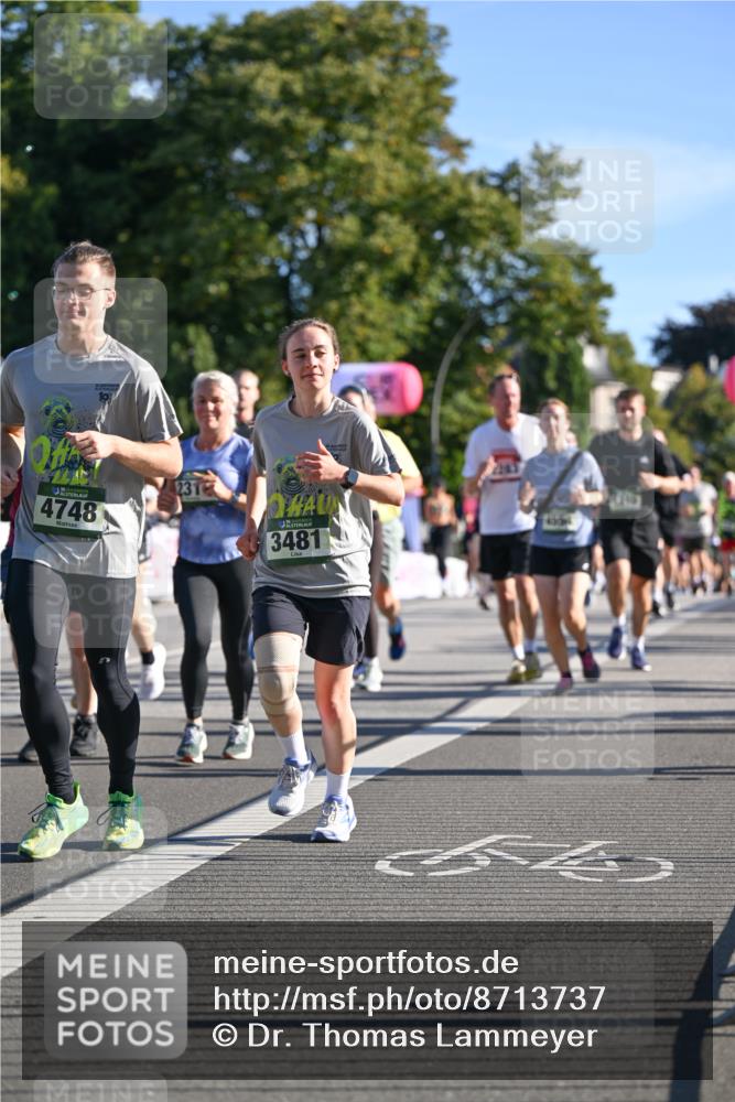 07.09.2025 - BARMER Alsterlauf Dr. Thomas Lammeyer http://msf.ph/oto/8713737 07.09.2025 09:45:47 Laufen 4748, 231, 3481, 4554 meine-sportfotos.de