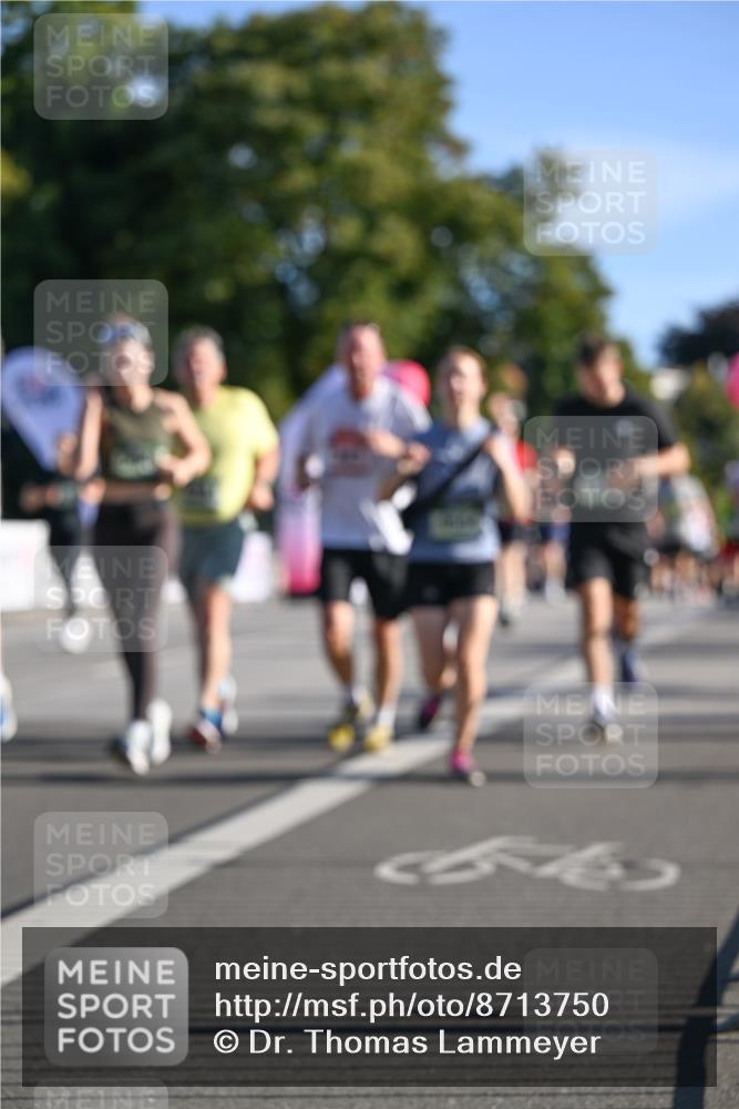 07.09.2025 - BARMER Alsterlauf Dr. Thomas Lammeyer http://msf.ph/oto/8713750 07.09.2025 09:45:49 Laufen  meine-sportfotos.de