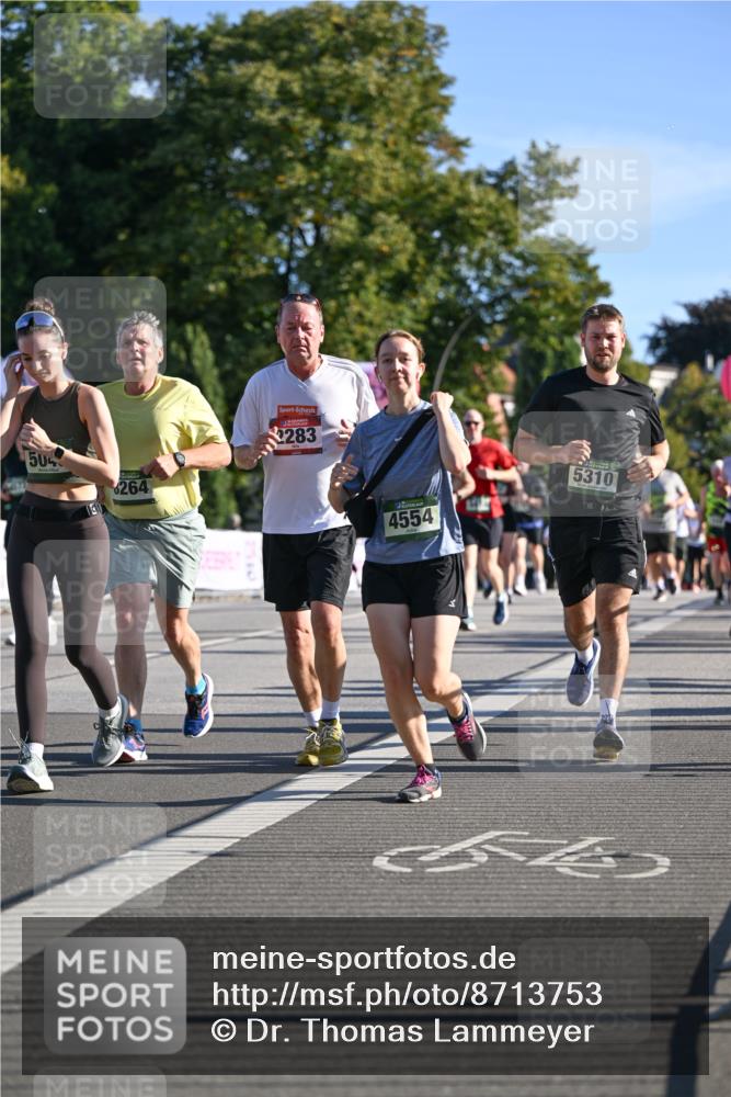 07.09.2025 - BARMER Alsterlauf Dr. Thomas Lammeyer http://msf.ph/oto/8713753 07.09.2025 09:45:49 Laufen 504, 264, 2283, 4554, 5310 meine-sportfotos.de
