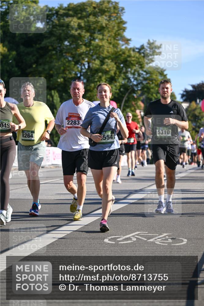07.09.2025 - BARMER Alsterlauf Dr. Thomas Lammeyer http://msf.ph/oto/8713755 07.09.2025 09:45:49 Laufen 049, 8264, 2283, 554, 5310 meine-sportfotos.de