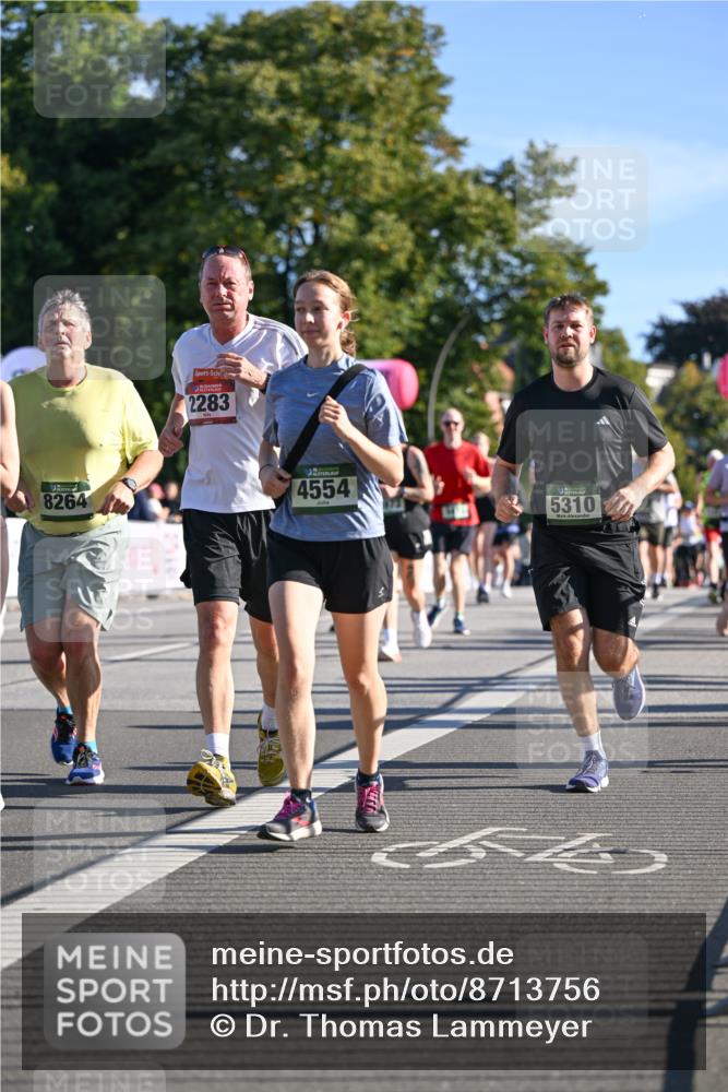 07.09.2025 - BARMER Alsterlauf Dr. Thomas Lammeyer http://msf.ph/oto/8713756 07.09.2025 09:45:50 Laufen 8264, 2283, 4554, 5310 meine-sportfotos.de