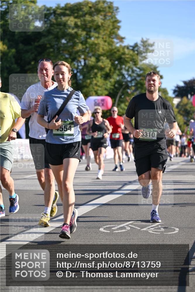 07.09.2025 - BARMER Alsterlauf Dr. Thomas Lammeyer http://msf.ph/oto/8713759 07.09.2025 09:45:50 Laufen 4554, 5310 meine-sportfotos.de