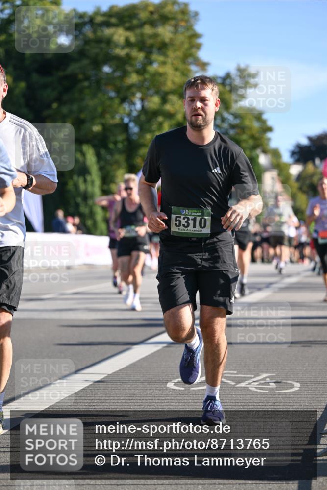 07.09.2025 - BARMER Alsterlauf Dr. Thomas Lammeyer http://msf.ph/oto/8713765 07.09.2025 09:45:51 Laufen 136, 5310 meine-sportfotos.de
