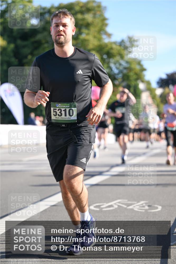 07.09.2025 - BARMER Alsterlauf Dr. Thomas Lammeyer http://msf.ph/oto/8713768 07.09.2025 09:45:51 Laufen 1636, 5310 meine-sportfotos.de