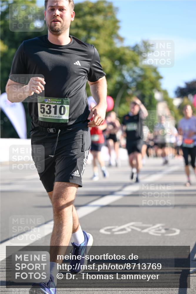 07.09.2025 - BARMER Alsterlauf Dr. Thomas Lammeyer http://msf.ph/oto/8713769 07.09.2025 09:45:51 Laufen 36, 5310 meine-sportfotos.de