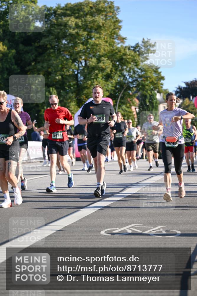07.09.2025 - BARMER Alsterlauf Dr. Thomas Lammeyer http://msf.ph/oto/8713777 07.09.2025 09:45:53 Laufen 973, 84, 5413, 558, 4413, 1367, 4846, 2442 meine-sportfotos.de