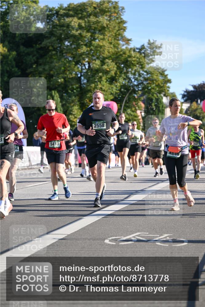 07.09.2025 - BARMER Alsterlauf Dr. Thomas Lammeyer http://msf.ph/oto/8713778 07.09.2025 09:45:53 Laufen 34, 5413, 2558, 4413, 336, 4846 meine-sportfotos.de