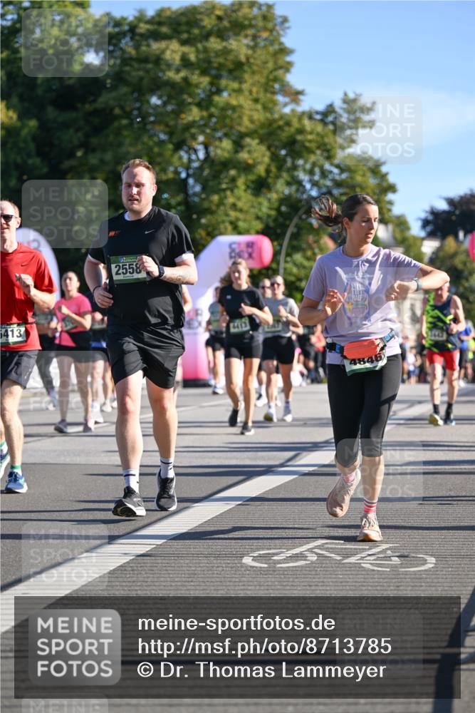 07.09.2025 - BARMER Alsterlauf Dr. Thomas Lammeyer http://msf.ph/oto/8713785 07.09.2025 09:45:54 Laufen 5413, 2558, 4846, 7442 meine-sportfotos.de
