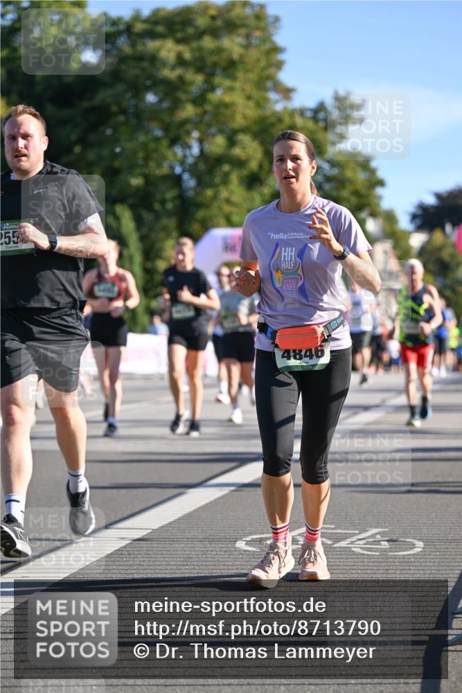 07.09.2025 - BARMER Alsterlauf Dr. Thomas Lammeyer http://msf.ph/oto/8713790 07.09.2025 09:45:55 Laufen 255, 4846 meine-sportfotos.de