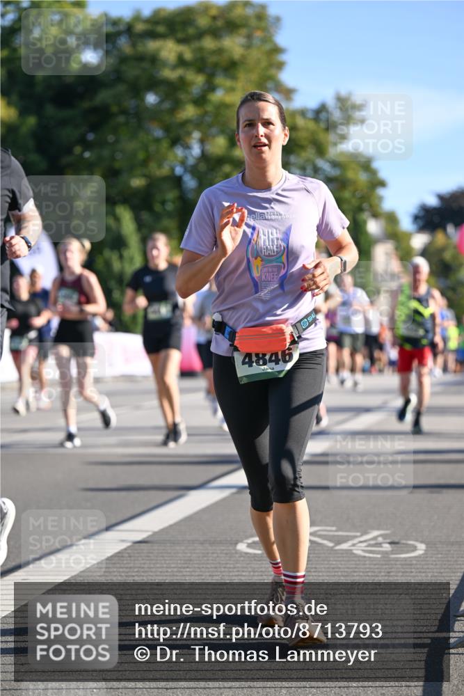 07.09.2025 - BARMER Alsterlauf Dr. Thomas Lammeyer http://msf.ph/oto/8713793 07.09.2025 09:45:55 Laufen 4846 meine-sportfotos.de