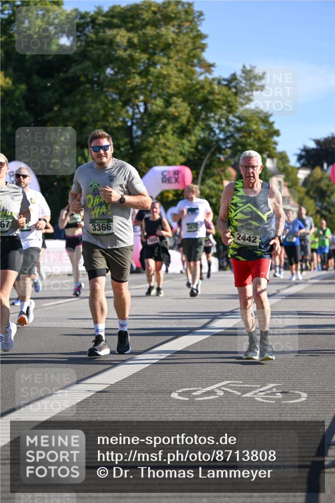07.09.2025 - BARMER Alsterlauf Dr. Thomas Lammeyer http://msf.ph/oto/8713808 07.09.2025 09:45:58 Laufen 67, 3366, 2442 meine-sportfotos.de