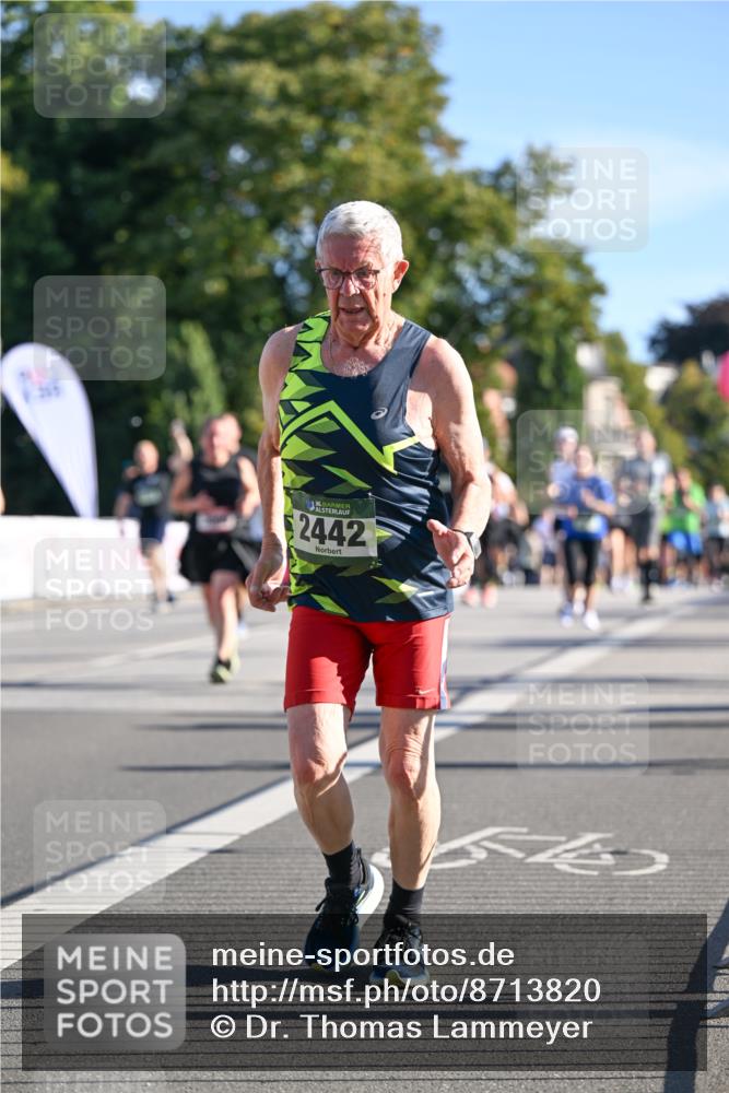 07.09.2025 - BARMER Alsterlauf Dr. Thomas Lammeyer http://msf.ph/oto/8713820 07.09.2025 09:46:00 Laufen 36, 2442 meine-sportfotos.de