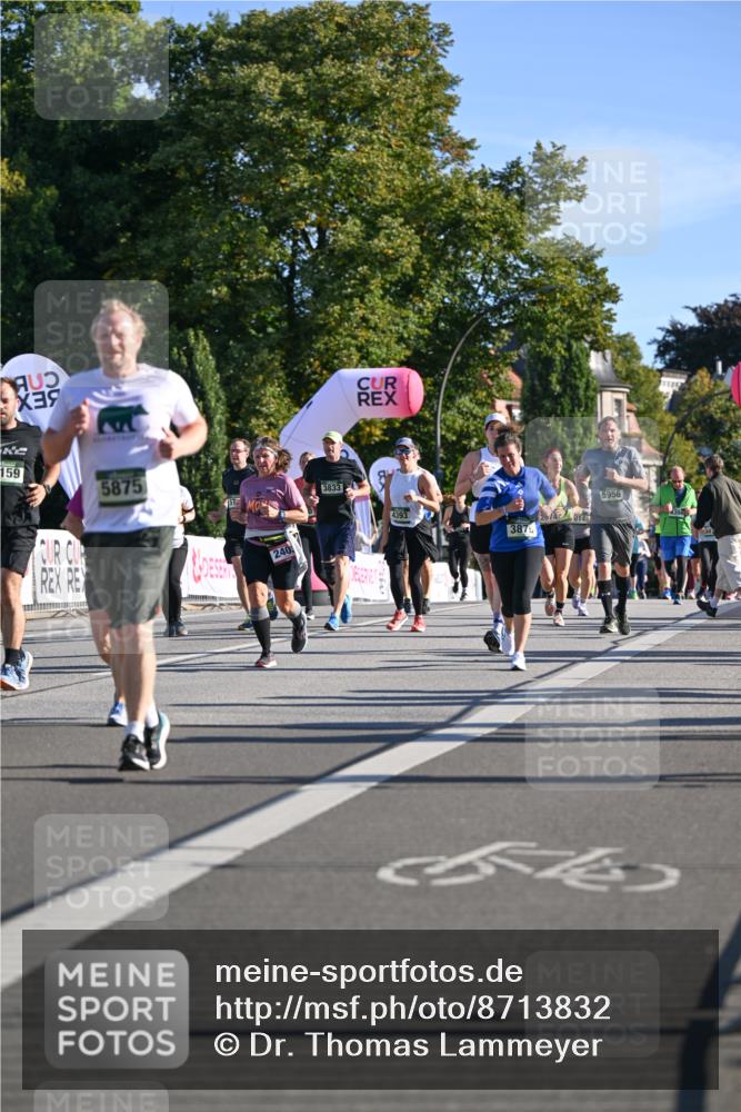 07.09.2025 - BARMER Alsterlauf Dr. Thomas Lammeyer http://msf.ph/oto/8713832 07.09.2025 09:46:02 Laufen 159, 5875, 240, 3833, 4393, 3879, 5956 meine-sportfotos.de