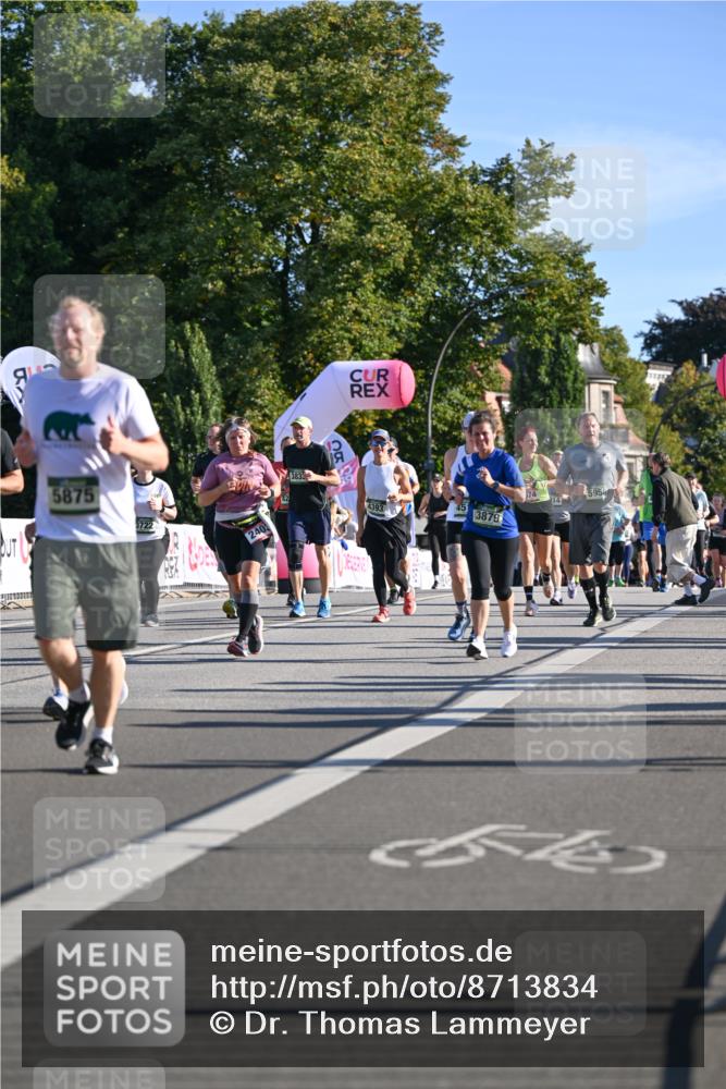07.09.2025 - BARMER Alsterlauf Dr. Thomas Lammeyer http://msf.ph/oto/8713834 07.09.2025 09:46:02 Laufen 5875, 3722, 4393, 74, 5959, 240, 3879 meine-sportfotos.de