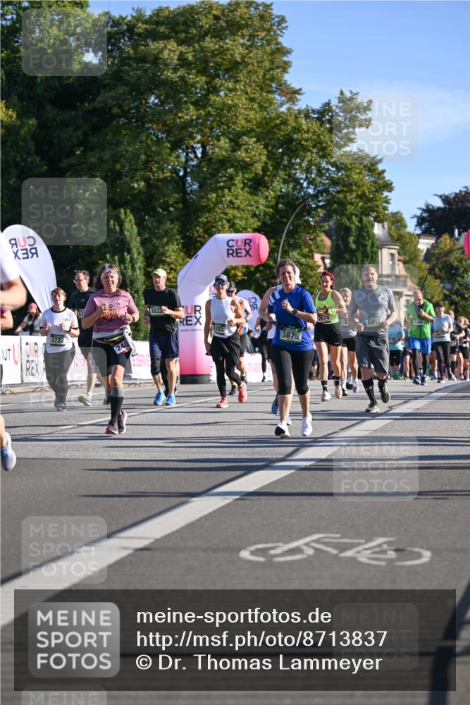 07.09.2025 - BARMER Alsterlauf Dr. Thomas Lammeyer http://msf.ph/oto/8713837 07.09.2025 09:46:03 Laufen 3722, 240, 3833, 4393, 3879, 2674, 5956, 4394 meine-sportfotos.de