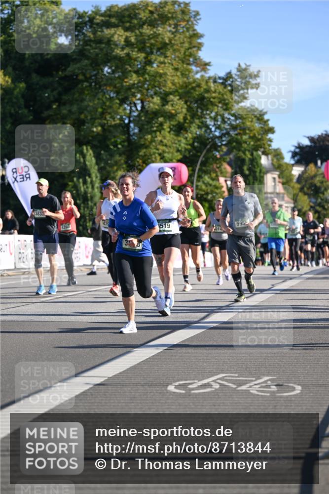 07.09.2025 - BARMER Alsterlauf Dr. Thomas Lammeyer http://msf.ph/oto/8713844 07.09.2025 09:46:04 Laufen 439, 1519, 012, 5956 meine-sportfotos.de