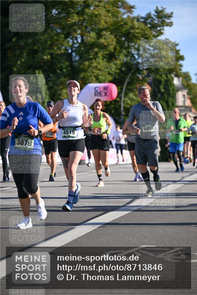 07.09.2025 - BARMER Alsterlauf Dr. Thomas Lammeyer http://msf.ph/oto/8713846 07.09.2025 09:46:05 Laufen 3879, 4519, 5956 meine-sportfotos.de