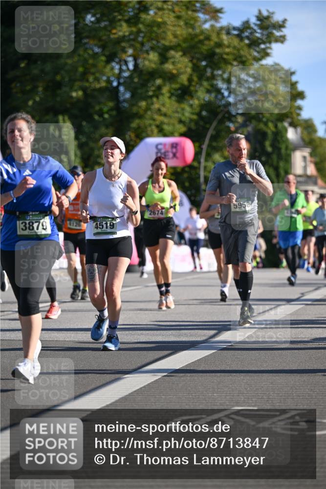 07.09.2025 - BARMER Alsterlauf Dr. Thomas Lammeyer http://msf.ph/oto/8713847 07.09.2025 09:46:05 Laufen 3879, 4519, 2674, 5956 meine-sportfotos.de