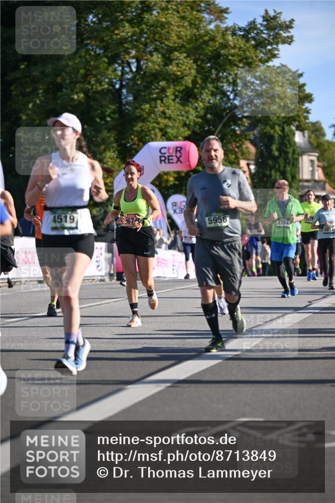 07.09.2025 - BARMER Alsterlauf Dr. Thomas Lammeyer http://msf.ph/oto/8713849 07.09.2025 09:46:06 Laufen 4519, 674, 5956, 3517, 4394 meine-sportfotos.de
