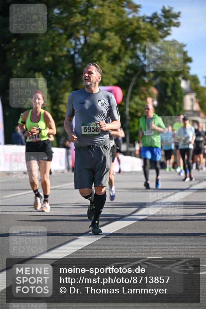 07.09.2025 - BARMER Alsterlauf Dr. Thomas Lammeyer http://msf.ph/oto/8713857 07.09.2025 09:46:07 Laufen 2674, 5956 meine-sportfotos.de