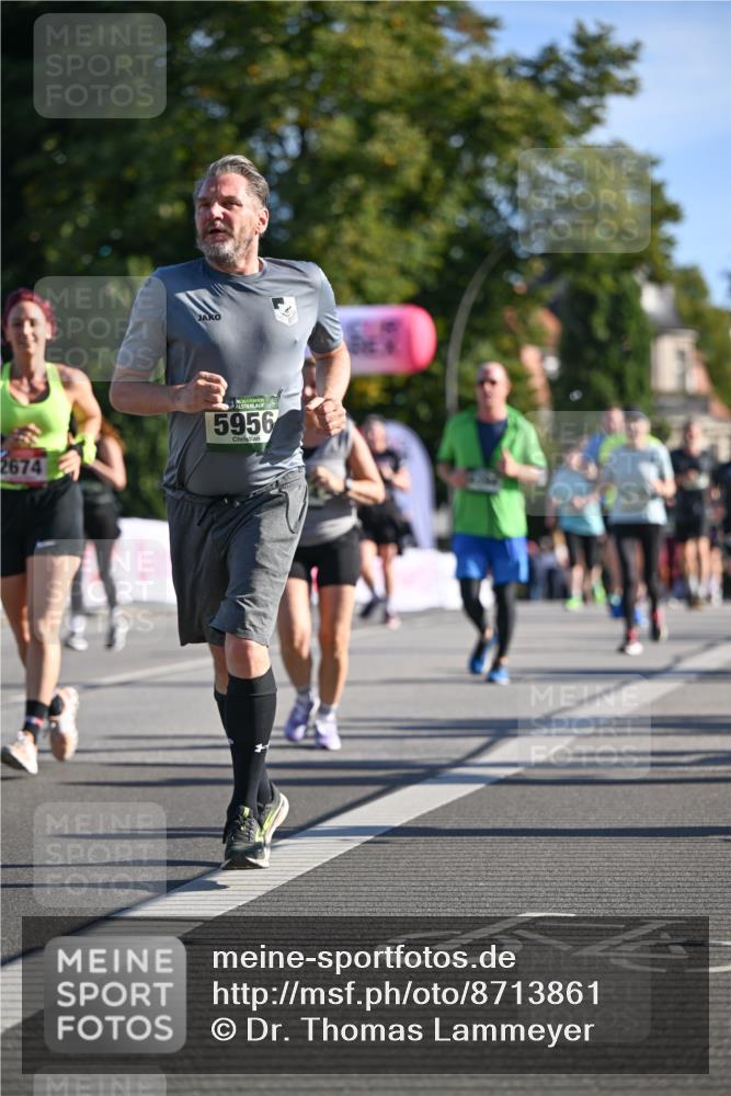 07.09.2025 - BARMER Alsterlauf Dr. Thomas Lammeyer http://msf.ph/oto/8713861 07.09.2025 09:46:07 Laufen 2674, 7, 5956 meine-sportfotos.de