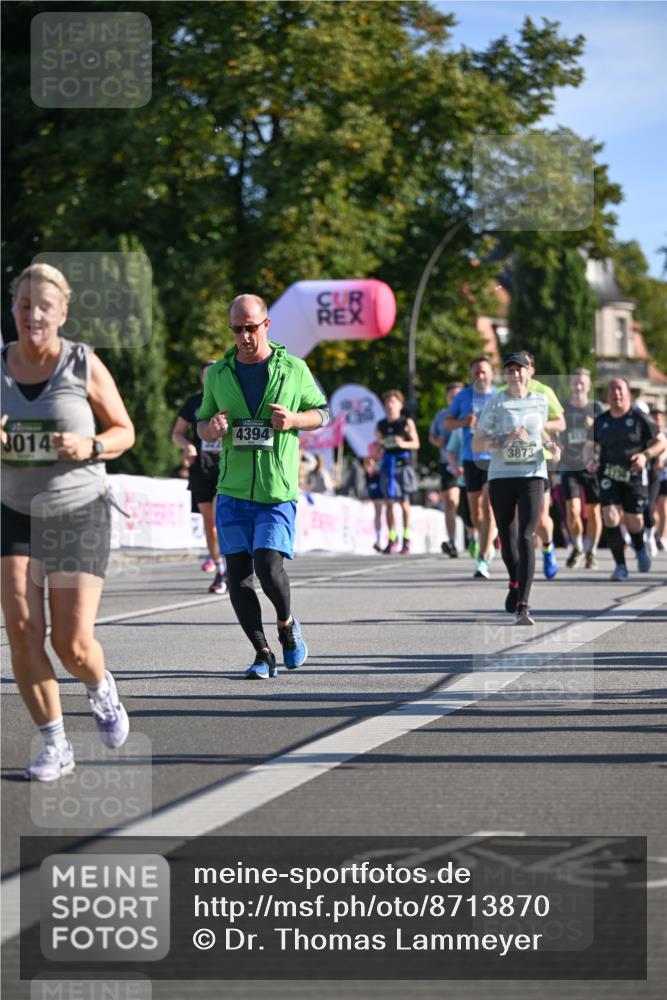 07.09.2025 - BARMER Alsterlauf Dr. Thomas Lammeyer http://msf.ph/oto/8713870 07.09.2025 09:46:09 Laufen 4394, 3014, 3873 meine-sportfotos.de