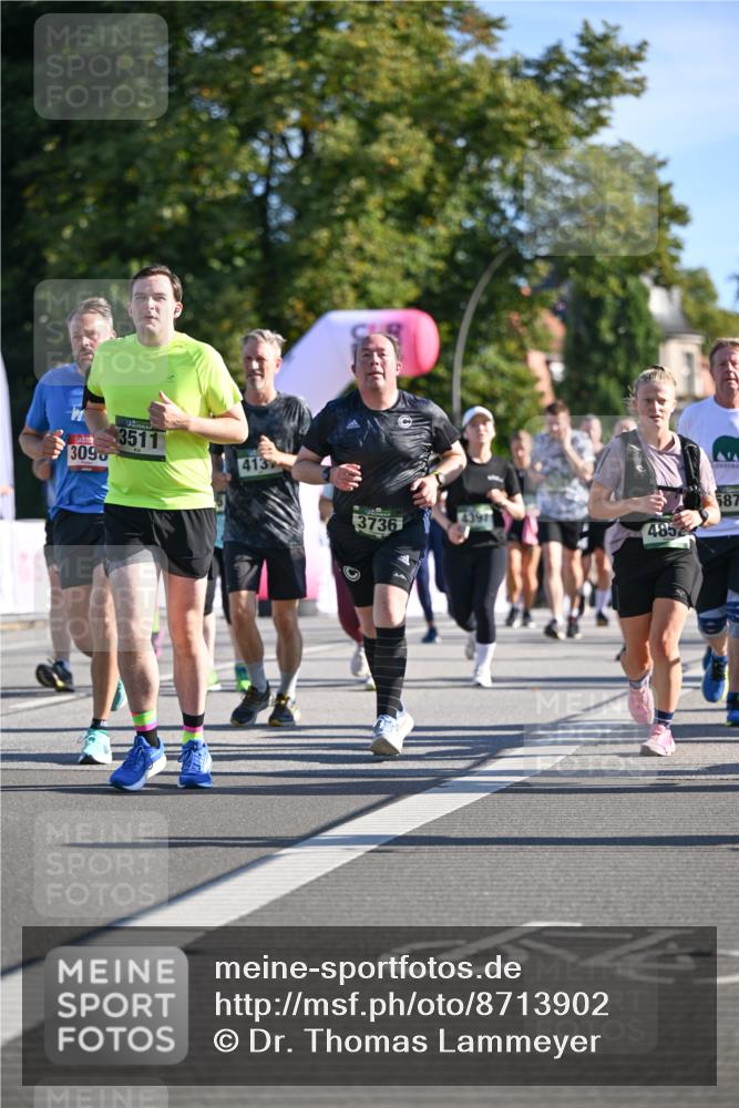 07.09.2025 - BARMER Alsterlauf Dr. Thomas Lammeyer http://msf.ph/oto/8713902 07.09.2025 09:46:14 Laufen 3511, 3090, 413, 4397, 3736, 485, 587 meine-sportfotos.de