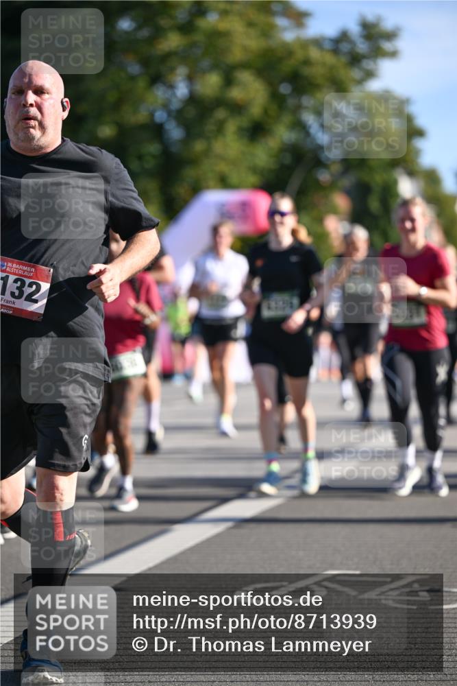 07.09.2025 - BARMER Alsterlauf Dr. Thomas Lammeyer http://msf.ph/oto/8713939 07.09.2025 09:46:21 Laufen 36, 132 meine-sportfotos.de