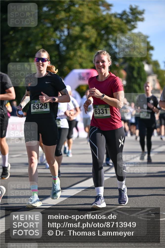 07.09.2025 - BARMER Alsterlauf Dr. Thomas Lammeyer http://msf.ph/oto/8713949 07.09.2025 09:46:22 Laufen 6329, 6331 meine-sportfotos.de
