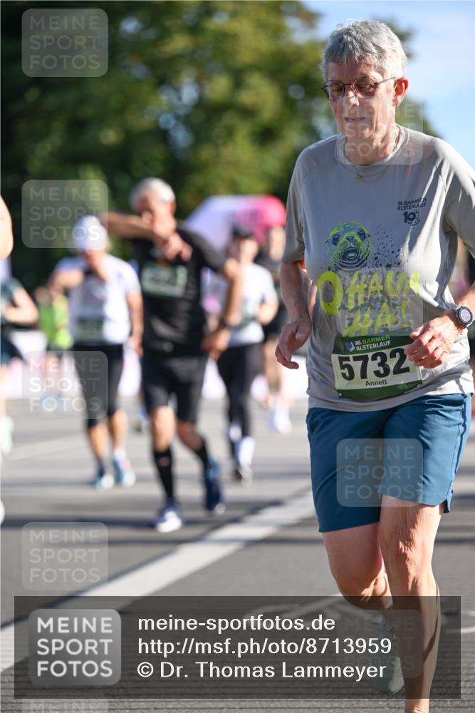 07.09.2025 - BARMER Alsterlauf Dr. Thomas Lammeyer http://msf.ph/oto/8713959 07.09.2025 09:46:24 Laufen 36, 5732, 36, 19 meine-sportfotos.de