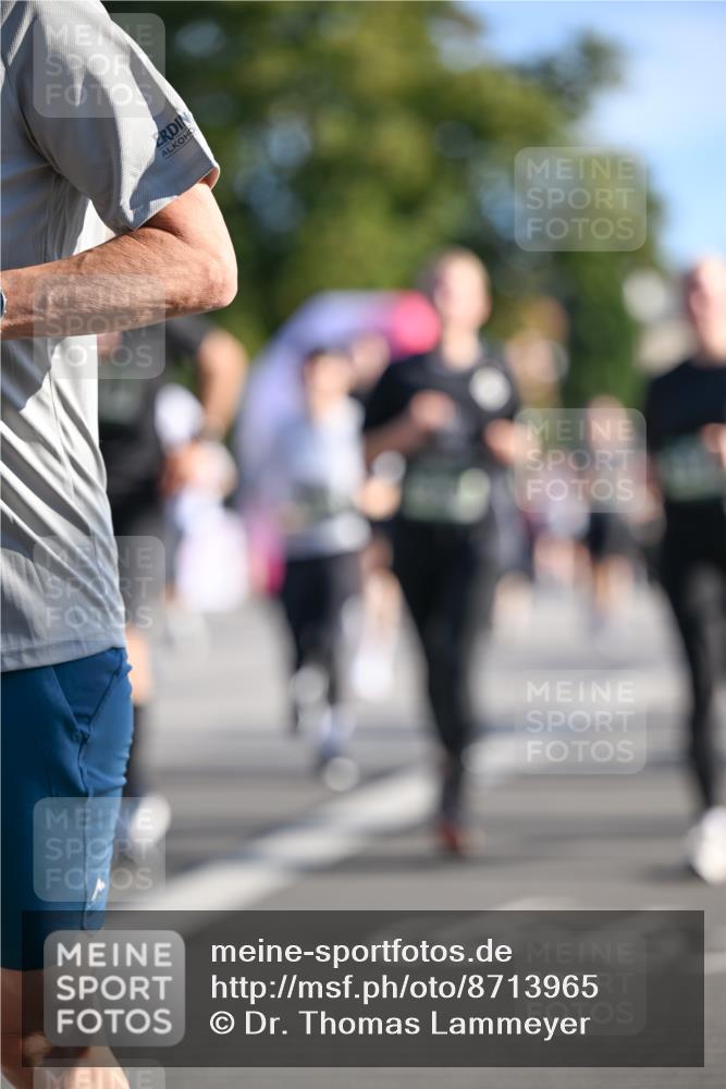07.09.2025 - BARMER Alsterlauf Dr. Thomas Lammeyer http://msf.ph/oto/8713965 07.09.2025 09:46:25 Laufen  meine-sportfotos.de